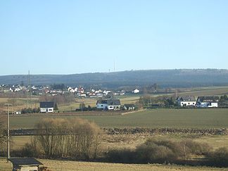 Teufelskopf bei Waldweiler, Ansicht vom Ruwer-Hochwald-Radweg