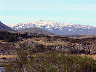 Skjaldbreiður von der Auffahrt zum Uxarhryggur