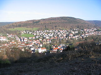 Blick von Nordwesten über Bad Orb zum Wintersberg