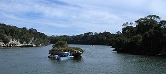 Flussinsel mit Ehrenmal im Glenelg River