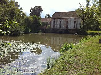 Der Fluss bei der Mühle von La Chapelle-Thècle