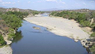 Río Motagua in der Trockenzeit