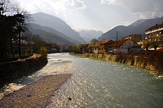 Der Fluss in Peć