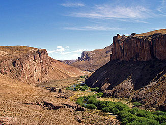 Das Tal des Río Pinturas in der Nähe von Perito Moreno
