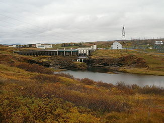 Das Wasserkraftwerk Ljósafossstöð am Sog