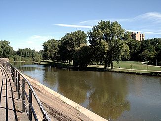 Grünanlagen am Thames River in London (Ontario)