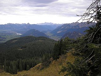 Blick vom Edelsberg bei Pfronten (Allgäu) ins Tiroler Vilstal