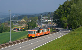 Bremgarten-Dietikon-Bahn im Aufstieg auf der Westseite