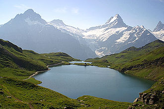 Bachalpsee auf dem First oberhalb von Grindelwald