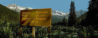 Der Rogers Pass und umliegende Berge