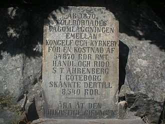 Gedenkstein am Ingetorpssee für den Weg, der später die schwedische Autobahn E6 wurde