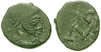 Auf der Rückseite dieser Münze des Libius Severus ist das Ricimer-Monogram eingeprägt