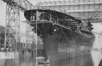 Japanese aircraft carrier Akagi 1925.jpg