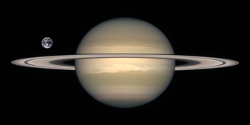 Saturn Earth Comparison2.png