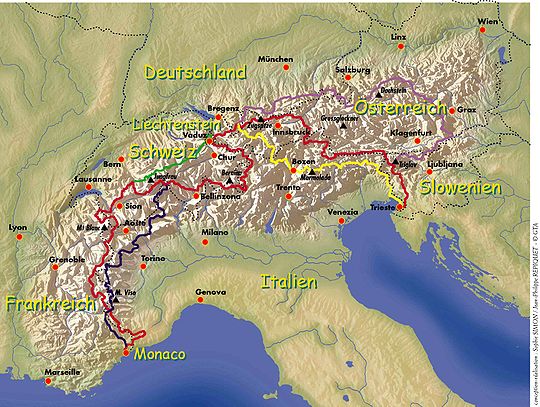 Die fünf Routen der Via Alpina.