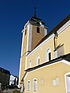 Neufelden - Kirche außen.jpg