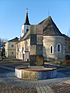 Oberwaltersdorf Kirche, Europabrunnen.jpg