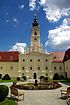 Stift Altenburg Kirchturm.jpg