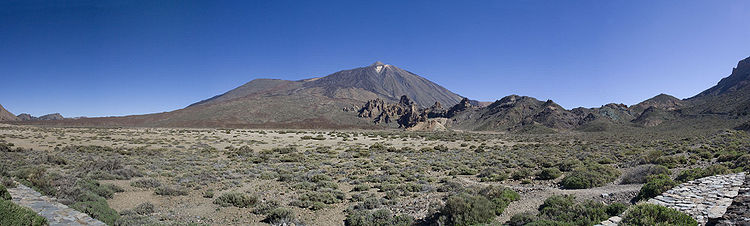 Teide Nationalpark, Roques de García (im Vordergrund rechts)