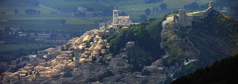 Panoramabild der Stadt Assisi
