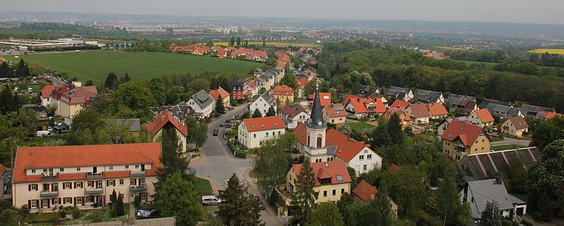 Blick über Bannewitz, im Hintergrund Dresden
