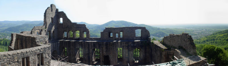 Blick auf den oberen Teil der Ruine