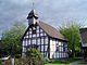 Davenstedt Altes Dorf Fachwerkkapelle Bild 2.jpg