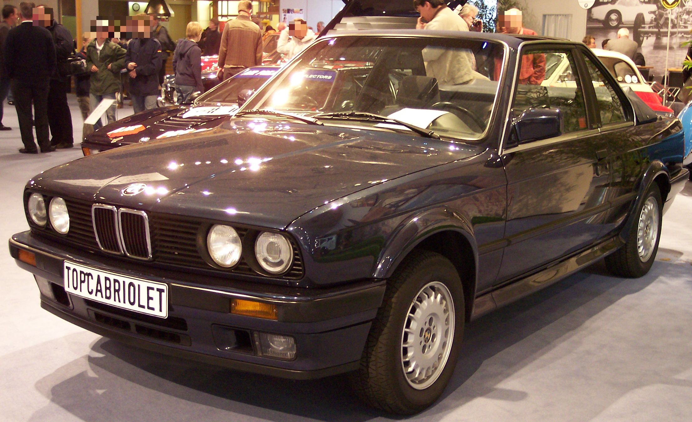 File:BMW M3 E30 front 20090514.jpg - Wikipedia