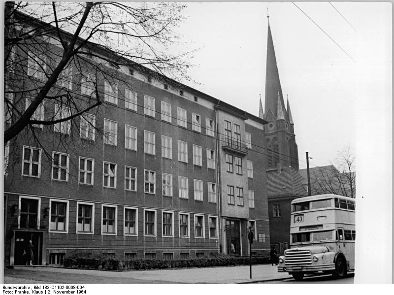 Akademie Für Ärztliche Fortbildung Der DDR