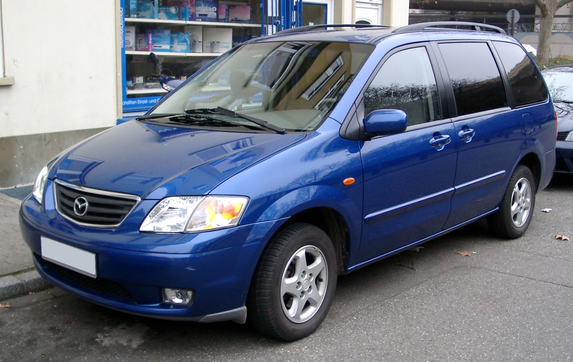 Mazda mpv awd