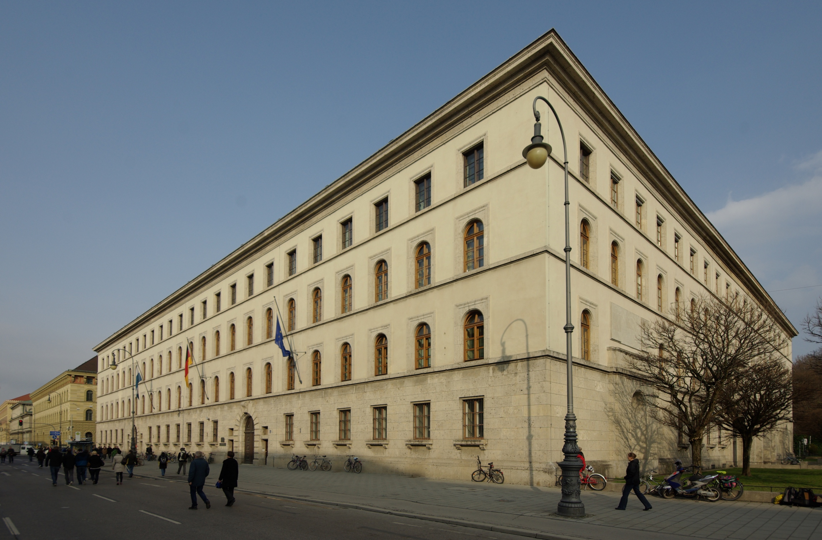 Bayerisches Staatsministerium Für Ernährung, Landwirtschaft Und Forsten