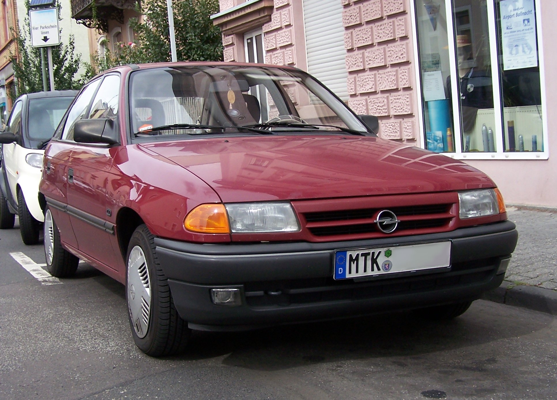 File:Opel Astra H Fünftürer.JPG - Wikipedia